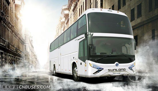 申龙SLK6129一层半大型旅游客运新选择