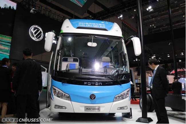 福田欧辉8.5米氢燃料电池客车亮相上海国际车展
