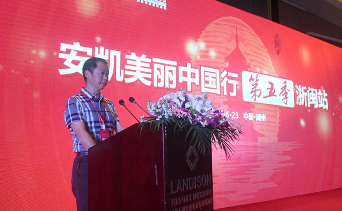 湖州长运汽车运输有限公司副总经理冷兵