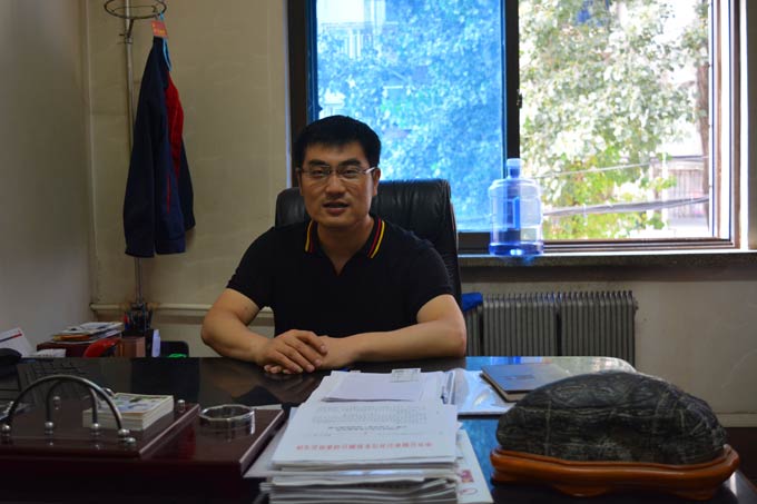 辽阳市公共汽车公司总工程师冯林