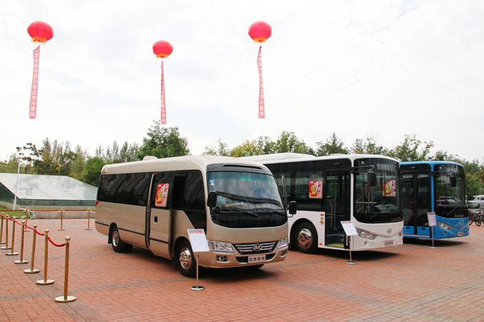 安凯宝斯通K7及G9新能源公交产品展示