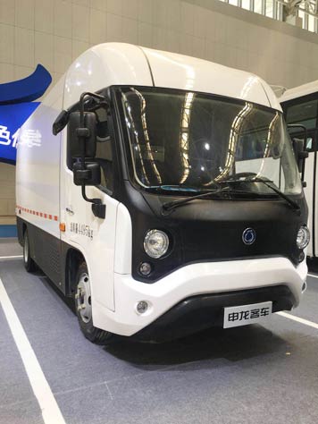 申龙SLK5042纯电动厢式运输车