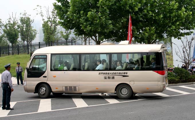 世界制造业大会官方指定用车-安凯宝斯通K7